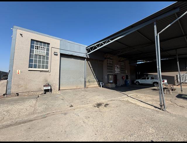 850M² INDUSTRIAL YARD FOR SALE IN ALBERTON NORTH